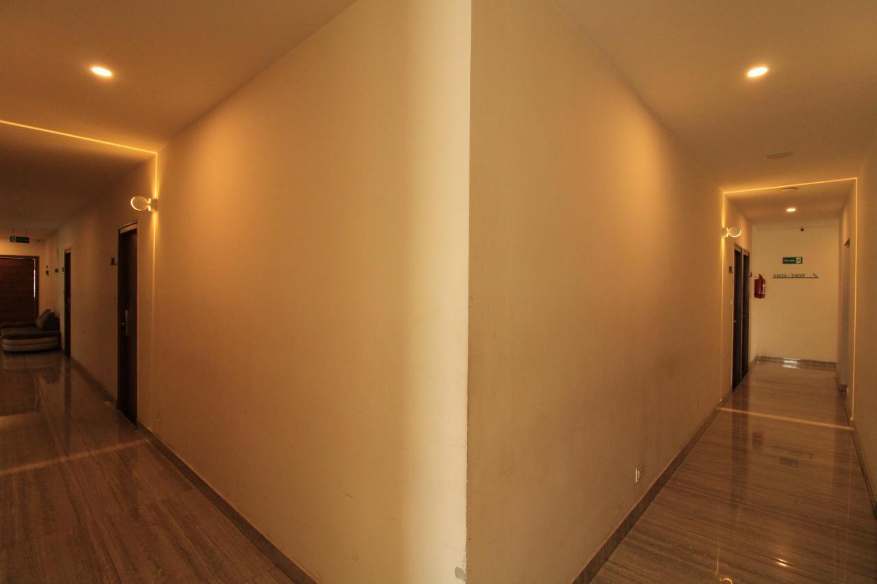 Arunaa Inn Airport Hotel,Chennai Dış mekan fotoğraf