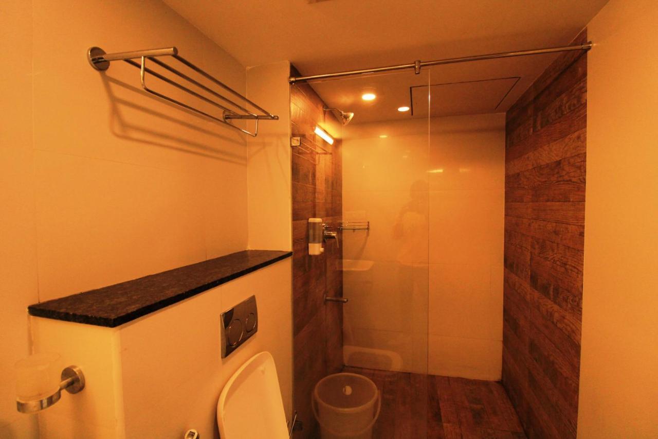 Arunaa Inn Airport Hotel,Chennai Dış mekan fotoğraf